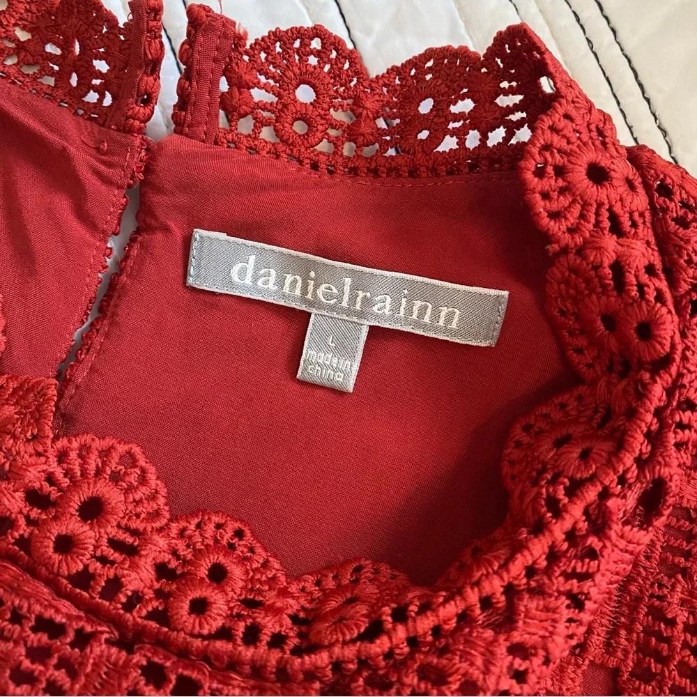 Daniel Rainn for Anthropologie Lourdes Lace Shell Top in Brick Red size Large